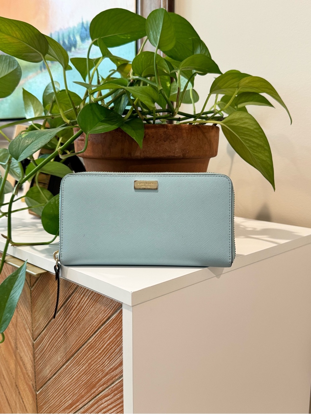 🔹 Kate Spade Light Blue Zip Around Continental Wallet